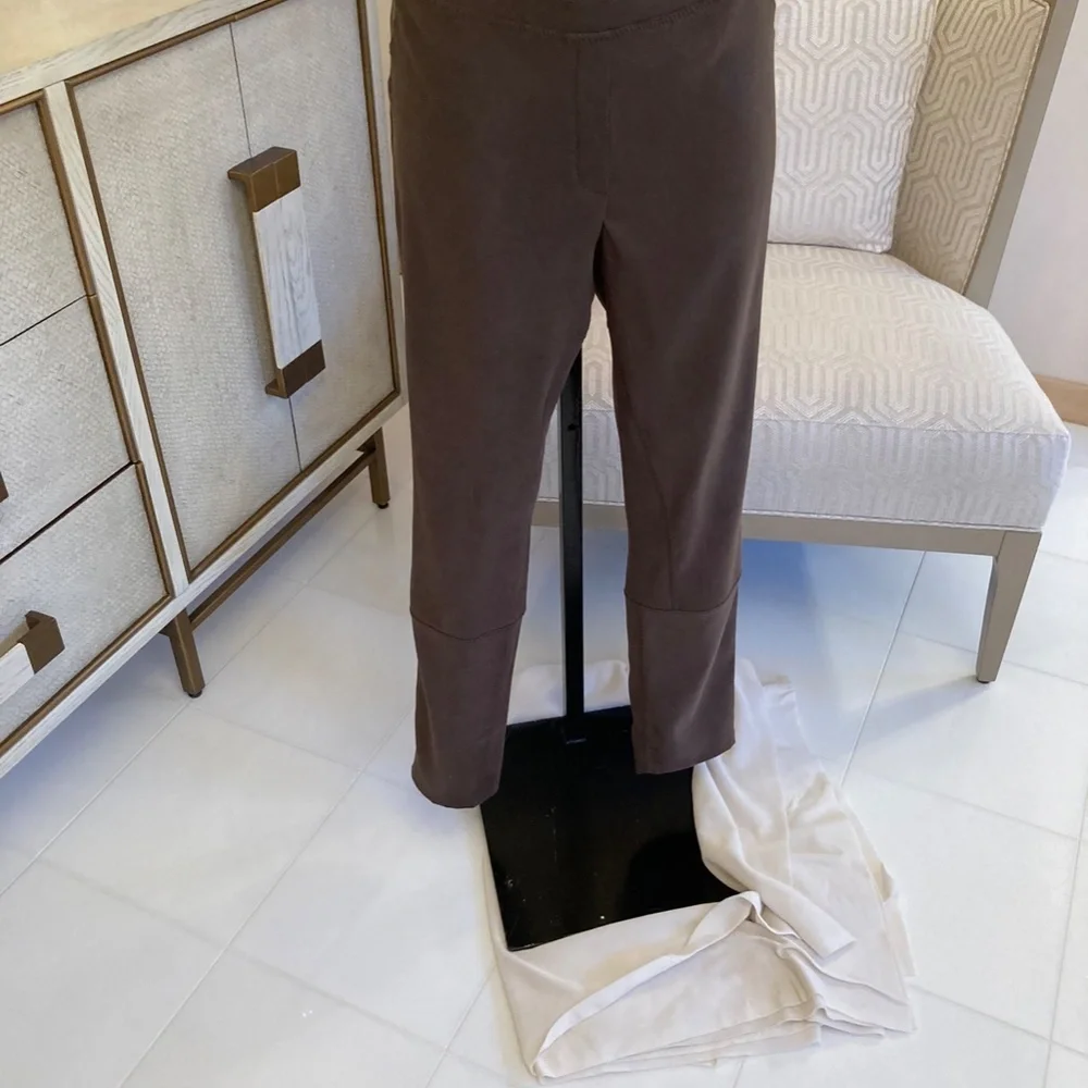 Trouser - Picture 1 of 5